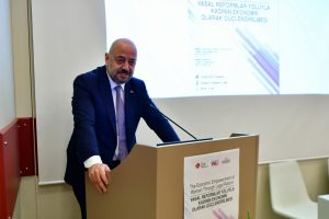 Bakan Yardımcısı Turagay: T&uuml;rkiye'de her 3 &ccedil;alışandan sadece 1'i kadın