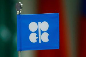 OPEC'in ham petrol &uuml;retimi azaldı