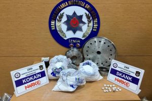 Uluslararası uyuşturucu sevkiyatı polise takıldı