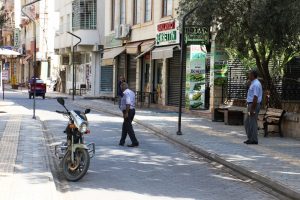 Nusaybin'de sokaklar sessizliğe b&uuml;r&uuml;nd&uuml;