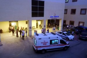 1 kişinin &ouml;ld&uuml;ğ&uuml; silahlı kavgada 15 yaşındaki zanlı tutuklandı