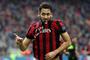 Galatasaray'dan Hakan &Ccedil;alhanoğlu'na 6 milyon euro!