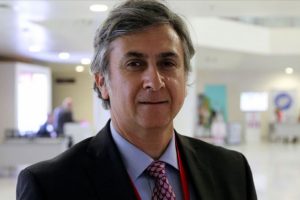 'Kanseri ancak kanser uzmanları tedavi edebilir'