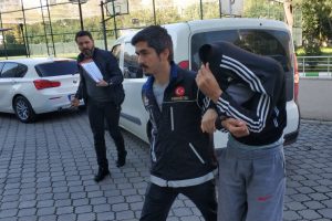 Satışa hazır uyuşturucu paketleriyle yakalandı