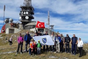 Bosna Hersek'teki Paljenik Zirvesi'nden Mehmet&ccedil;ik'e destek