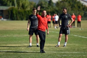 &Ouml;zdilek, Denizlispor'la ilk idmanına &ccedil;ıktı