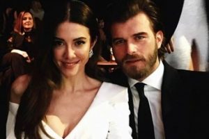 Kıvan&ccedil; Tatlıtuğ'un eşi Başak Dizer'i aldattığı iddia edildi