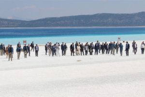 Burdur Valisi'nden Salda G&ouml;l&uuml; a&ccedil;ıklaması