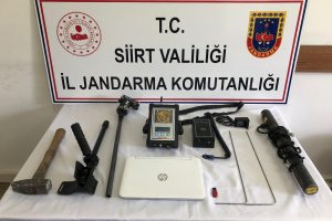 İzinsiz kazı yapan 4 kişi g&ouml;zaltına alındı