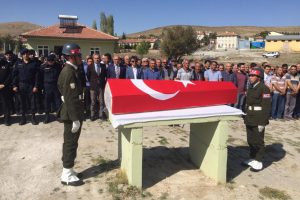 Hayatını kaybeden Kore gazisi toprağa verildi