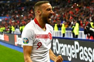 Ahmet Nur &Ccedil;ebi'den Cenk Tosun bombası!