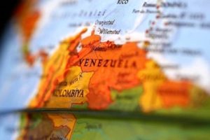 Venezuela'da asgari &uuml;crete y&uuml;zde 375 zam