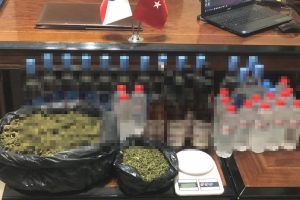 Marketten ka&ccedil;ak ve sahte alkol &ccedil;ıktı