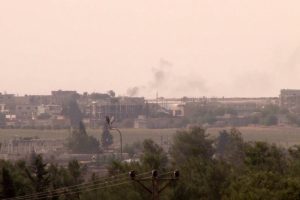 Tel Abyad'ın g&uuml;neyi yoğun ateş altında