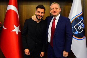 Enver Cenk Şahin Medipol Başakşehir'de idmanlara &ccedil;ıkacak