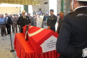 Şehit polis memuru memleketinde toprağa verildi