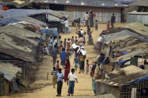Bangladeş, Myanmar'a 105 bin Arakanlı M&uuml;sl&uuml;man'ın adını g&ouml;nderdi