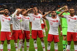 MSB paylaştı! Komandolardan milli sporculara mesaj