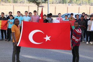 Afrikalı &ouml;ğrencilerden Mehmet&ccedil;iğe destek