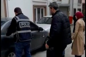 FET&Ouml;'den Bursa'da &uuml;yelerine teşekk&uuml;r belgesi