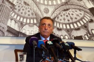 Beşiktaş Kul&uuml;b&uuml; Başkan Adayı &Ccedil;ebi: "Hakkımı helal etmiyorum"