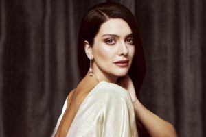 Berg&uuml;zar Korel kardeşi ile ilgili ilk kez konuştu