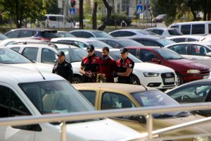 Kimlik g&ouml;steremedi, parmak izi kontrol&uuml;nde cezaevi firarisi &ccedil;ıktı