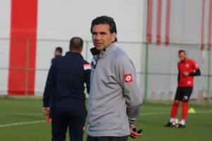 Osman &Ouml;zk&ouml;yl&uuml;: "Kendi sahamızda oynayacağımız 2 ma&ccedil;tan 6 puan hedefliyoruz"