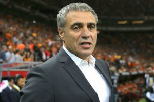 Ersun Yanal'ın hasreti bitti!