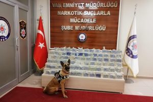 40 kilo eroin ele ge&ccedil;irildi