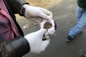Uyuşturucu satıcılarına şafak operasyonu