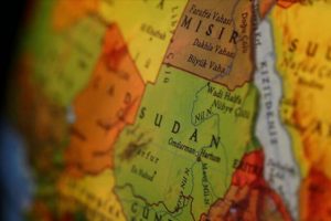 Sudan'da yolcu otob&uuml;sleri birbirine girdi: 21 &ouml;l&uuml;