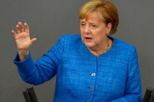 Merkel'den Barış Pınarı Harekatı'nı sona erdirme &ccedil;ağrısı