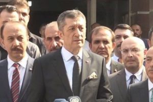 Bakan Sel&ccedil;uk'tan tatil edilen okullara ilişkin a&ccedil;ıklama