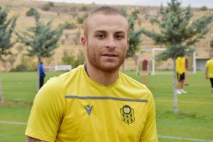 G&ouml;khan T&ouml;re: Ay-yıldızlı bayrağı g&ouml;ğs&uuml;mde her zaman taşıdım
