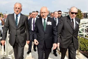 Orhan Birgit ve Ali Topuz son yolculuğuna uğurlandı