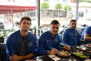 Bursa Büyükşehirli Efelere kupa öncesi kahvaltı morali