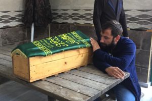 2.5 aylık Abdulhamit bebek toprağa verildi