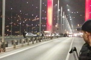 15 Temmuz Şehitler K&ouml;pr&uuml;s&uuml;'nde silahlı intihar girişimi