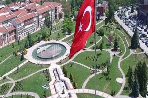 Anadolu &Uuml;niversitesi'nden Adalet Meslek Y&uuml;ksekokulu m&uuml;jdesi