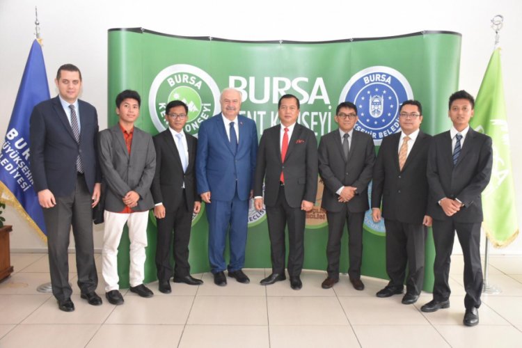 Bursa Kent Konseyi'ne B&uuml;y&uuml;kel&ccedil;i İkbal'den ziyaret