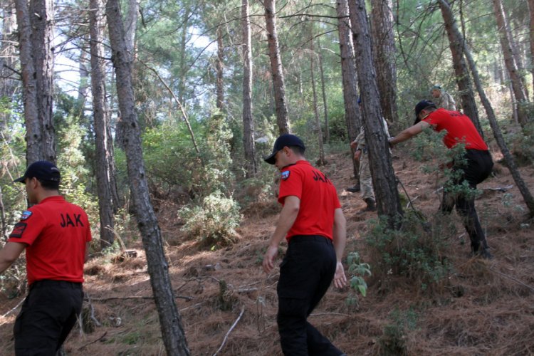 Kaybolan yaşlı adam i&ccedil;in seferber oldular