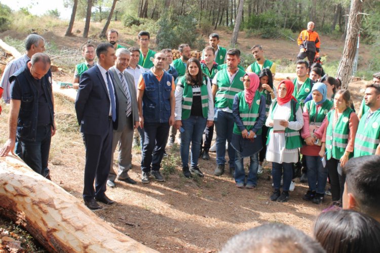 Gen&ccedil; ormancılara uygulamalı eğitim verildi