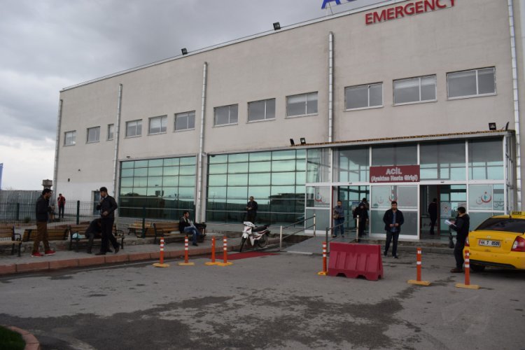 Aileler arasında &ccedil;ıkan kavgada 5 kişi yaralandı