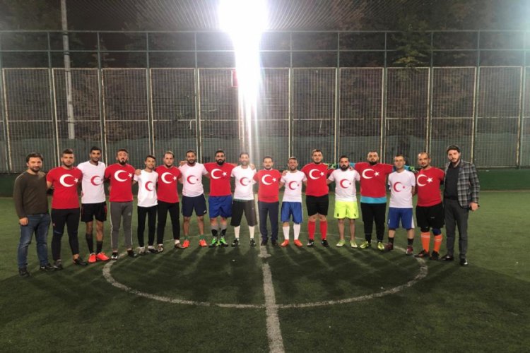 Bursa Yıldırım AK Gen&ccedil;lik Mehmet&ccedil;ik'e selam durdu