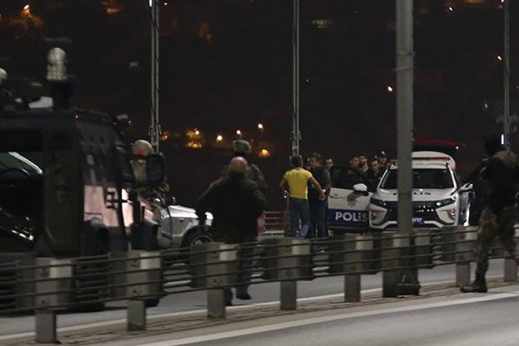 15 Temmuz Şehitler K&ouml;pr&uuml;s&uuml;'n&uuml; kapatan kişi tutuklandı