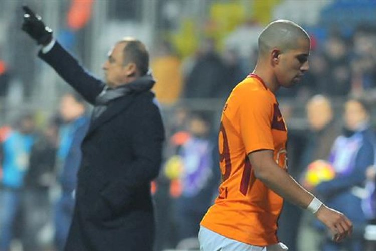 Fatih Terim'den Feghouli'ye ikinci kesik