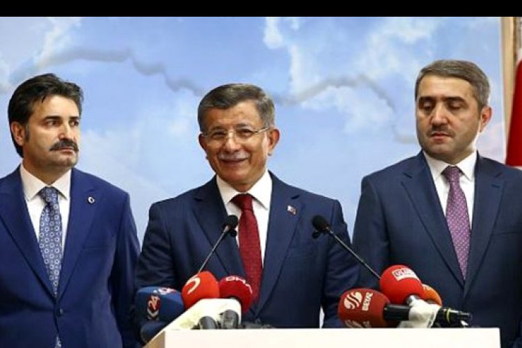 Ahmet Davutoğlu harekete ge&ccedil;ti! Yeni partinin ilk buluşması ger&ccedil;ekleşiyor