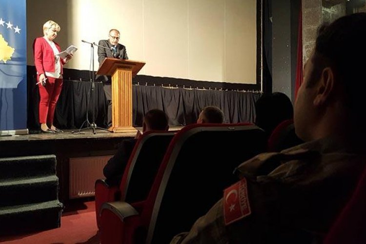 Ter&ouml;r &ouml;rg&uuml;t&uuml; FET&Ouml; Kosova'da anlatıldı