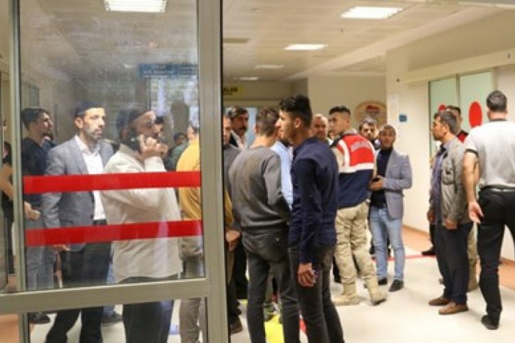 D&uuml;şen yıldırım can aldı